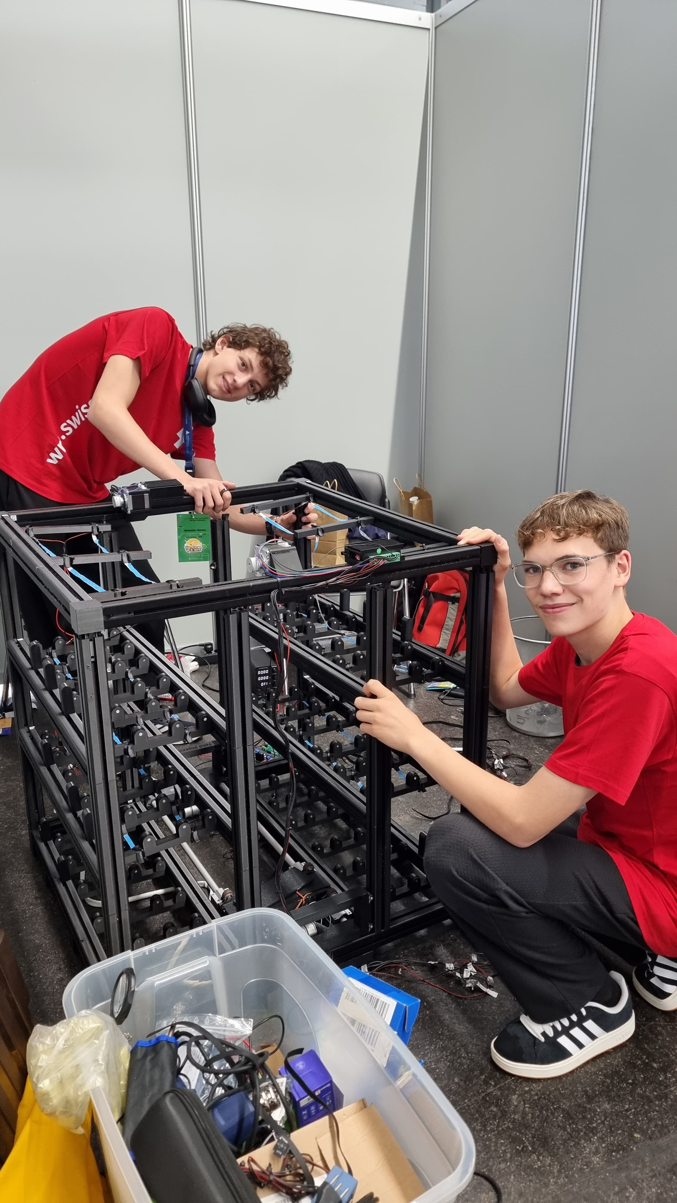 Jakob and Valéry assembling the farm